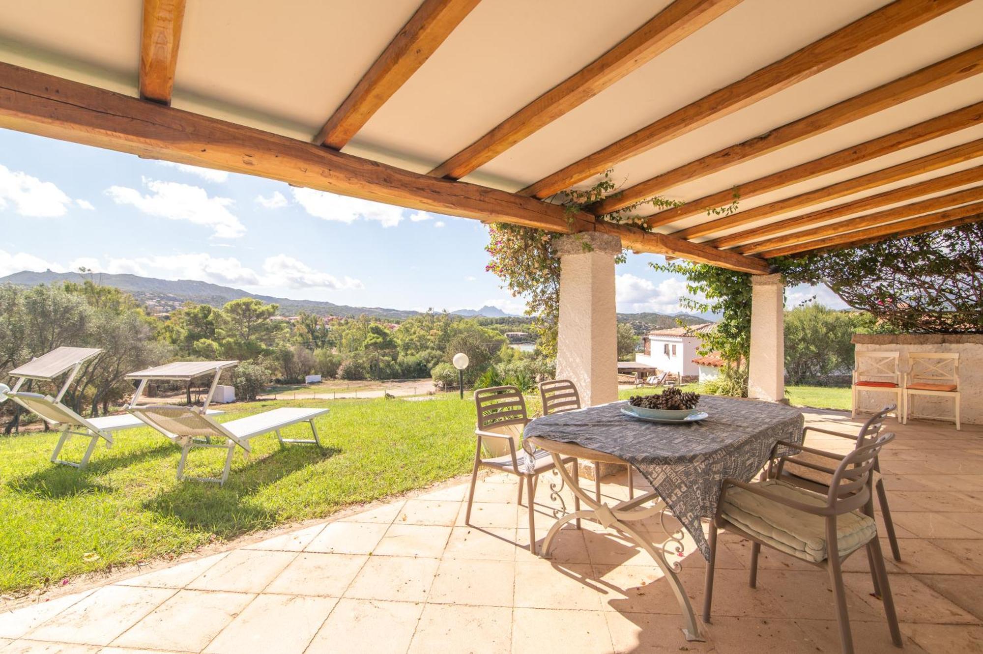 Susy House Villa Бая Сардиния Екстериор снимка